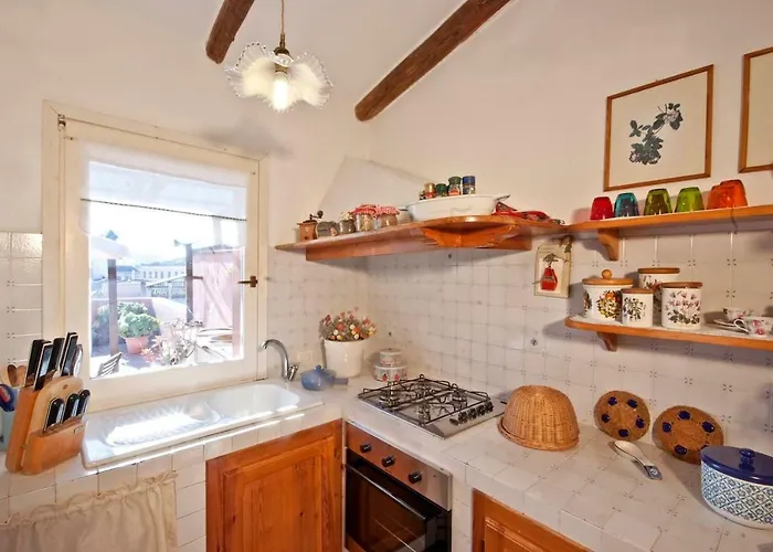 Attico In Centro Con Vista Della Torre - Cozy Penthouse Facing To The Tower