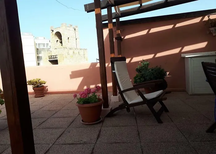 דירה Attico In Centro Con Vista Della Torre - Cozy Penthouse Facing To The Tower